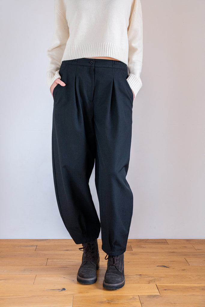 Pulla barrelové nohavice čierne dlhé pohodlné zimné prechodné obdobie vlna