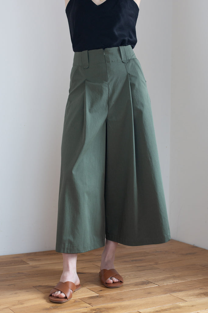 Cila dámske nohavice kulotky zelené bavlna