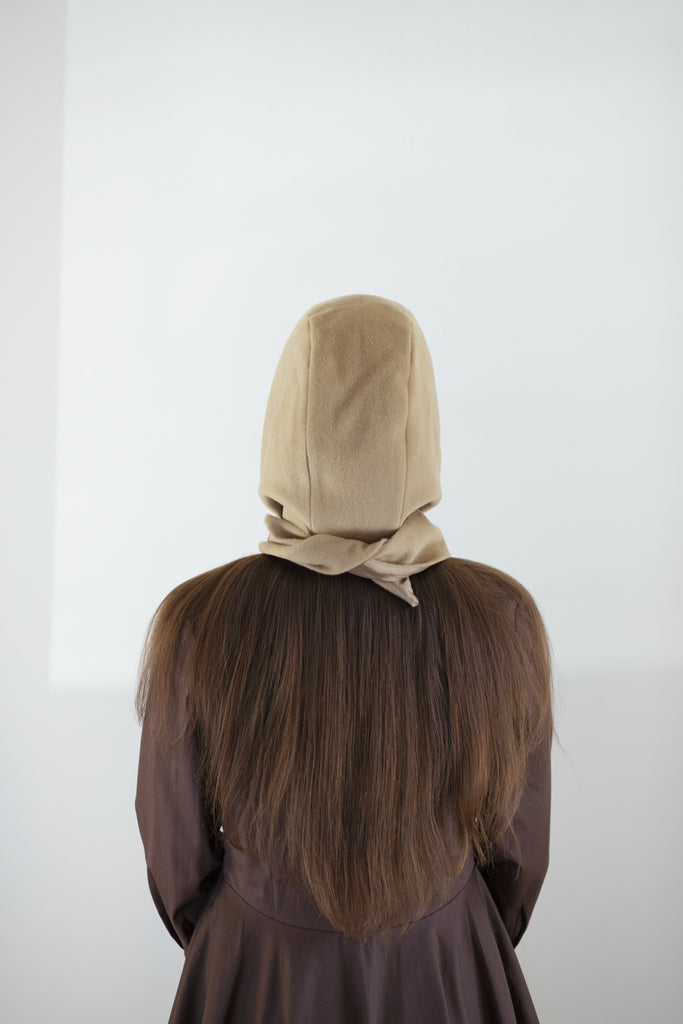 Dámska béžová kapucňa čiapka pokrývka hlavy